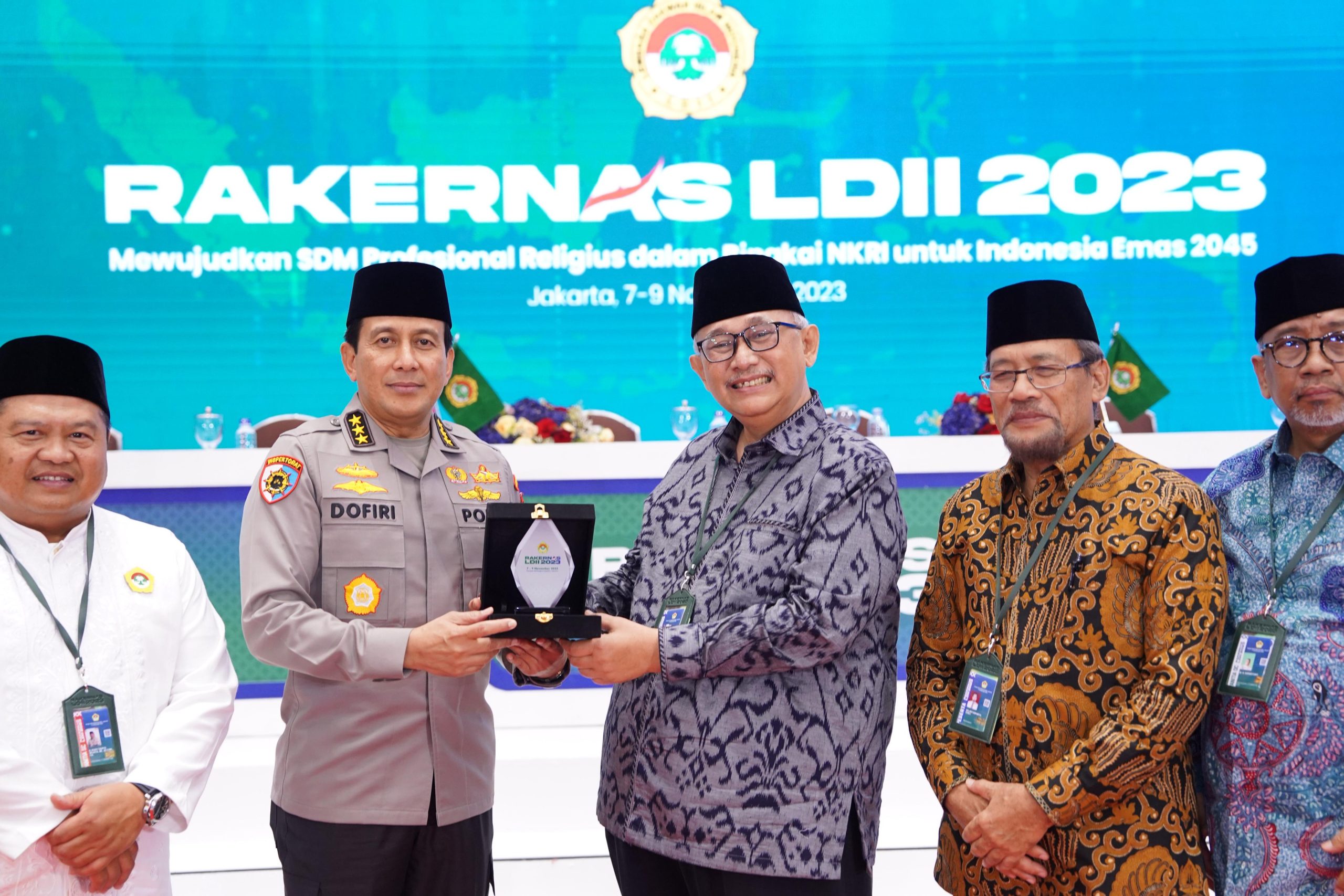 Jenderal (Purn) Pol. Ahmad Dofiri